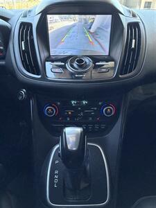 2018 Ford C-MAX Hybrid Titanium - Photo 22 - Tarzana, CA 91356