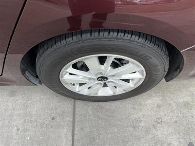 2018 Kia Optima LX - Photo 10 - Tarzana, CA 91356