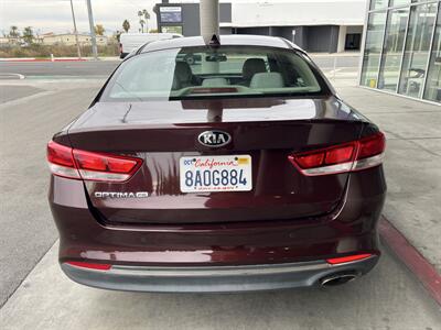 2018 Kia Optima LX - Photo 5 - Tarzana, CA 91356