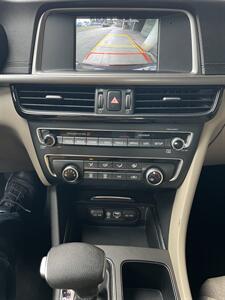 2018 Kia Optima LX - Photo 23 - Tarzana, CA 91356
