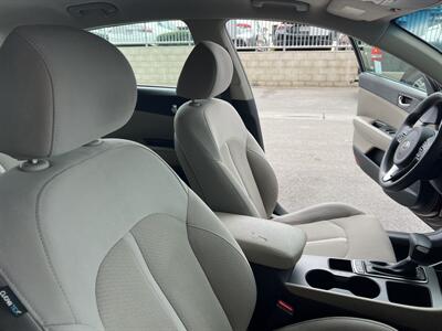 2018 Kia Optima LX - Photo 17 - Tarzana, CA 91356
