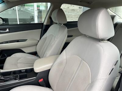 2018 Kia Optima LX - Photo 12 - Tarzana, CA 91356