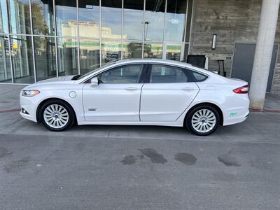 2015 Ford Fusion Energi SE Luxury   - Photo 2 - Tarzana, CA 91356