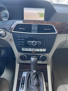 2013 Mercedes-Benz C 250 Sport   - Photo 20 - Tarzana, CA 91356