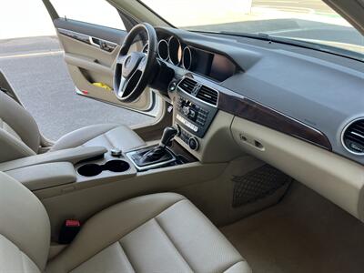 2013 Mercedes-Benz C 250 Sport   - Photo 14 - Tarzana, CA 91356