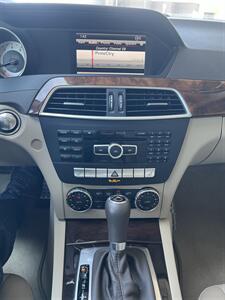 2013 Mercedes-Benz C 250 Sport   - Photo 19 - Tarzana, CA 91356