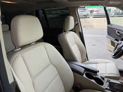 2013 Mercedes-Benz GLK GLK 350   - Photo 17 - Tarzana, CA 91356