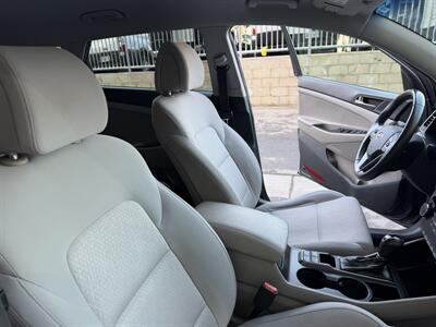 2017 Hyundai TUCSON Sport   - Photo 16 - Tarzana, CA 91356