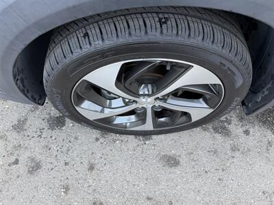 2017 Hyundai TUCSON Sport   - Photo 9 - Tarzana, CA 91356