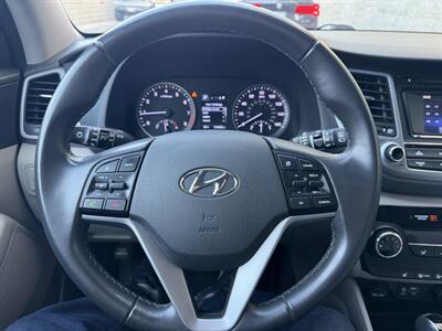 2017 Hyundai TUCSON Sport   - Photo 18 - Tarzana, CA 91356