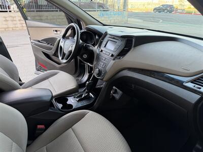 2018 Hyundai SANTA FE Sport 2.4L   - Photo 17 - Tarzana, CA 91356