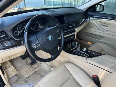 2011 BMW 5 Series 528i   - Photo 9 - Tarzana, CA 91356