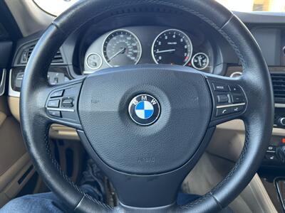 2011 BMW 5 Series 528i   - Photo 18 - Tarzana, CA 91356