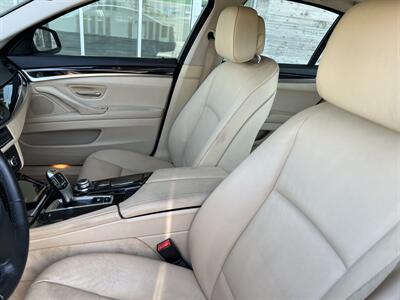 2011 BMW 5 Series 528i   - Photo 10 - Tarzana, CA 91356