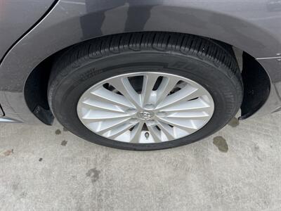2015 Toyota Avalon Hybrid XLE Touring   - Photo 25 - Tarzana, CA 91356