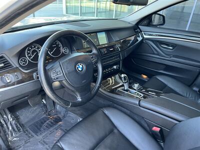 2011 BMW 5 Series 528i   - Photo 9 - Tarzana, CA 91356