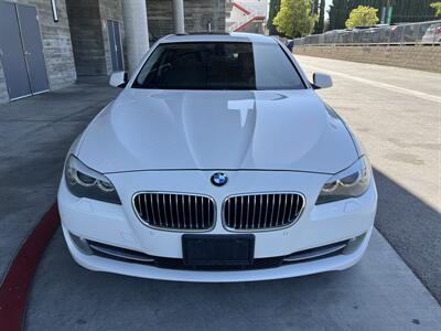 2011 BMW 5 Series 528i   - Photo 8 - Tarzana, CA 91356