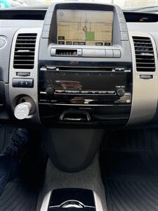 2007 Toyota Prius Touring   - Photo 23 - Tarzana, CA 91356