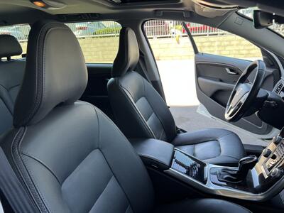 2016 Volvo XC70 T5 Premier   - Photo 16 - Tarzana, CA 91356