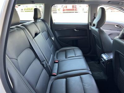 2016 Volvo XC70 T5 Premier   - Photo 14 - Tarzana, CA 91356