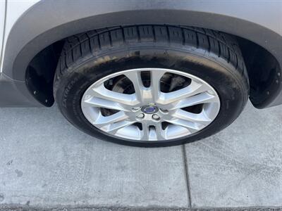 2016 Volvo XC70 T5 Premier   - Photo 24 - Tarzana, CA 91356