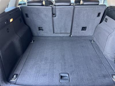 2010 Audi Q5 3.2 quattro Premium Plus   - Photo 13 - Tarzana, CA 91356