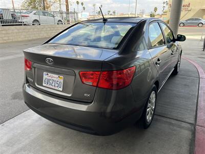 2012 Kia Forte EX   - Photo 5 - Tarzana, CA 91356