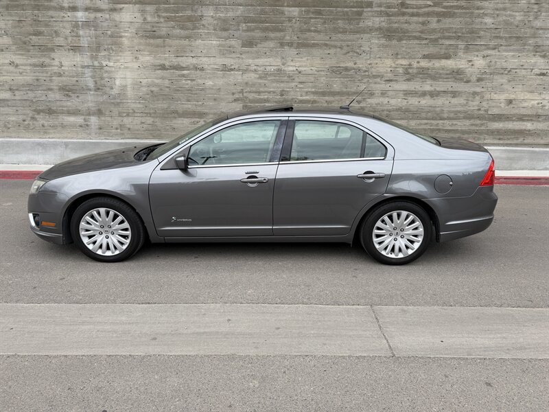 2010 Ford Fusion Hybrid  