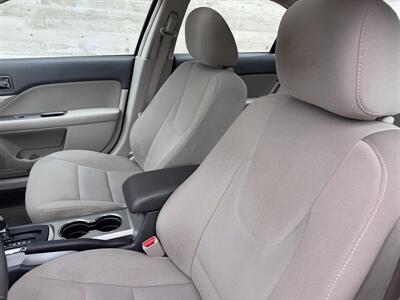 2010 Ford Fusion Hybrid   - Photo 12 - Tarzana, CA 91356