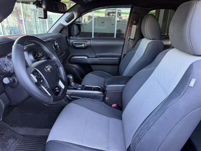 2022 Toyota Tacoma SR5 V6   - Photo 18 - Tarzana, CA 91356
