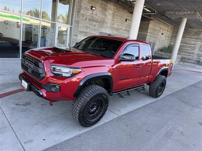 2022 Toyota Tacoma SR5 V6   - Photo 1 - Tarzana, CA 91356