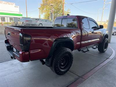 2022 Toyota Tacoma SR5 V6   - Photo 6 - Tarzana, CA 91356