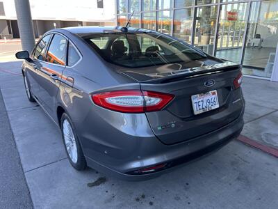 2014 Ford Fusion Energi Titanium   - Photo 4 - Tarzana, CA 91356