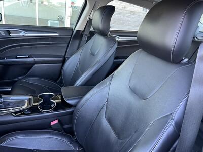 2014 Ford Fusion Energi Titanium   - Photo 20 - Tarzana, CA 91356