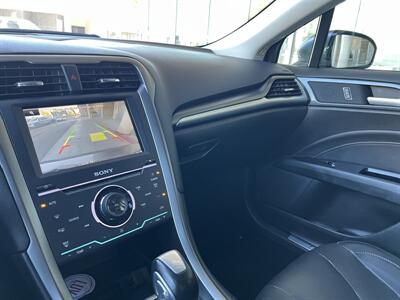 2014 Ford Fusion Energi Titanium   - Photo 13 - Tarzana, CA 91356