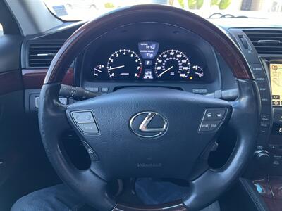 2008 Lexus LS 460   - Photo 16 - Tarzana, CA 91356