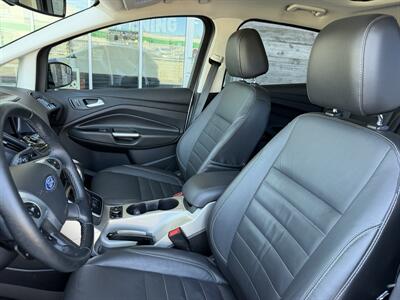 2015 Ford C-MAX Energi SEL - Photo 12 - Tarzana, CA 91356