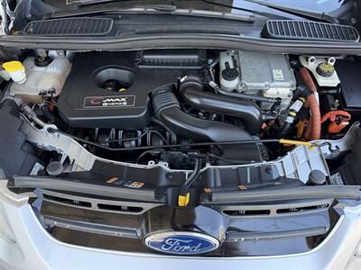 2015 Ford C-MAX Energi SEL - Photo 19 - Tarzana, CA 91356