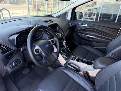 2015 Ford C-MAX Energi SEL - Photo 11 - Tarzana, CA 91356