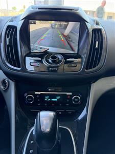 2015 Ford C-MAX Energi SEL - Photo 23 - Tarzana, CA 91356