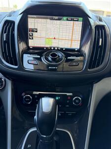 2015 Ford C-MAX Energi SEL - Photo 24 - Tarzana, CA 91356