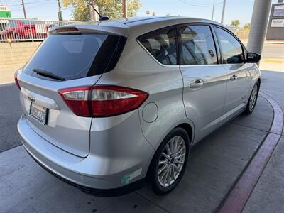 2015 Ford C-MAX Energi SEL - Photo 6 - Tarzana, CA 91356