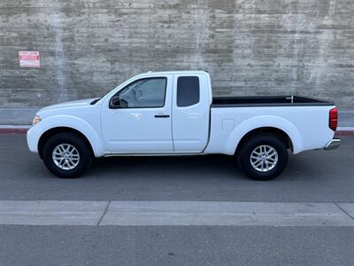 2014 Nissan Frontier SV V6   - Photo 2 - Tarzana, CA 91356