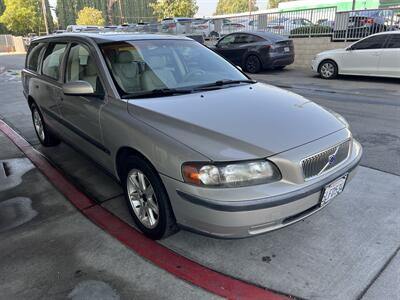 2004 Volvo V70 2.4   - Photo 6 - Tarzana, CA 91356