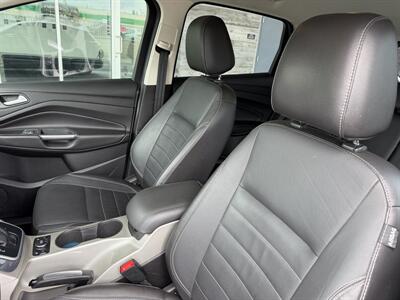 2013 Ford C-MAX Hybrid SEL   - Photo 12 - Tarzana, CA 91356