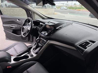 2013 Ford C-MAX Hybrid SEL   - Photo 16 - Tarzana, CA 91356