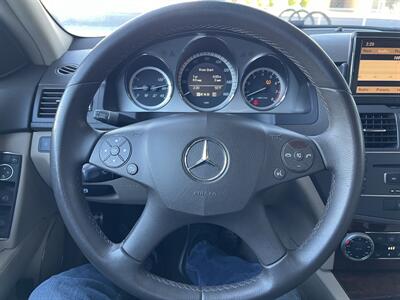 2011 Mercedes-Benz C 300 Sport 4MATIC   - Photo 16 - Tarzana, CA 91356