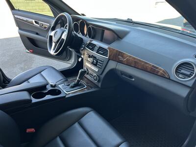 2012 Mercedes-Benz C 250 Sport   - Photo 15 - Tarzana, CA 91356