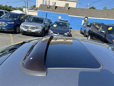 2013 Hyundai ELANTRA Limited   - Photo 8 - Framingham, MA 01702