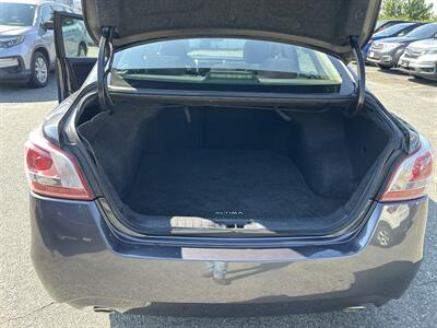 2013 Nissan Altima 2.5 SV - Photo 8 - Framingham, MA 01702